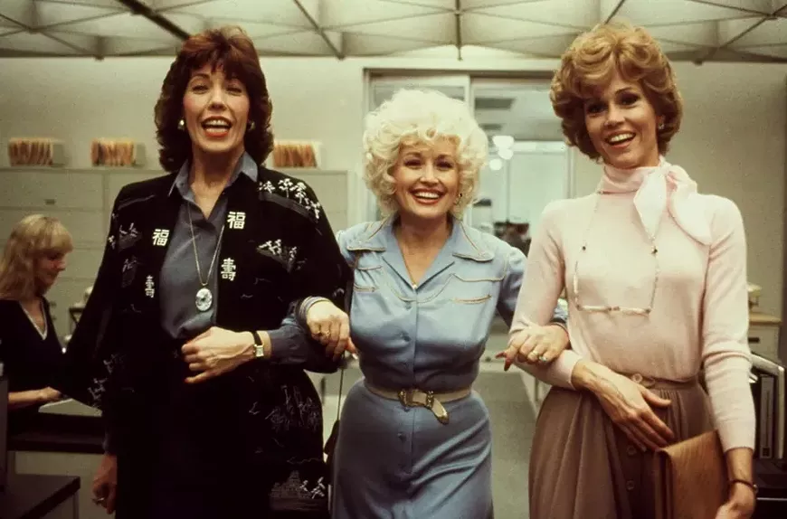 9_to_5_film_still.webp