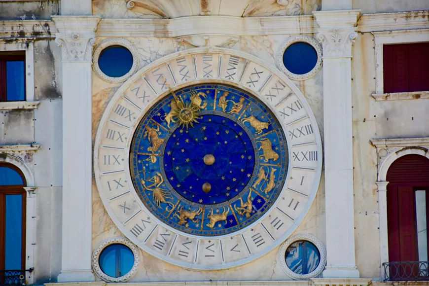1._a_centennial_chart_reading_photo_by_josh_rangel_via_unsplash.webp