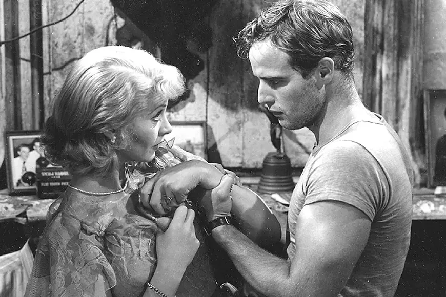18._a_streetcar_named_desire_film_still.webp