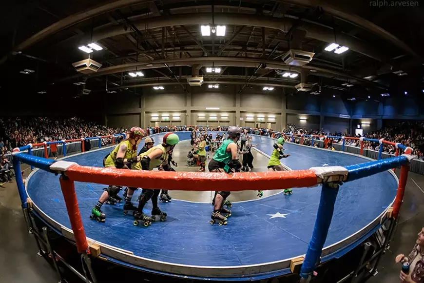 SPORTS_TexasRollerDerby_Courtesy-of-Texas-Roller-Derby.jpg
