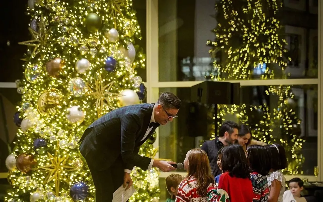 Image: Annual Tree Lighting & Photos With Santa