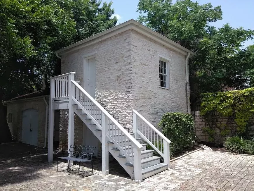 nchslavequarters.webp