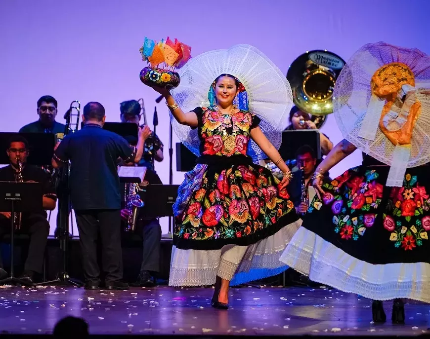 ballet.folklorico-louie.ayuma.webp