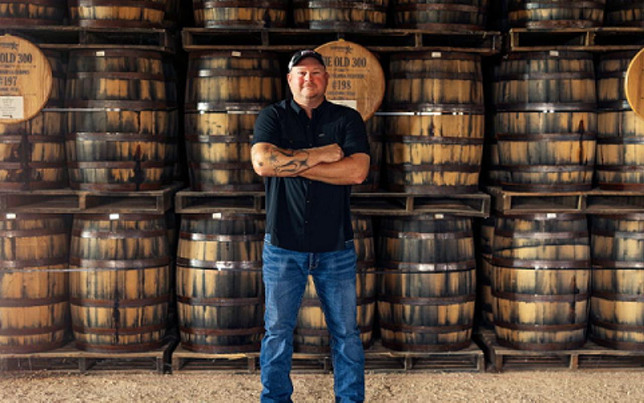 Image: Barn Hop Experience with Donnis Todd
