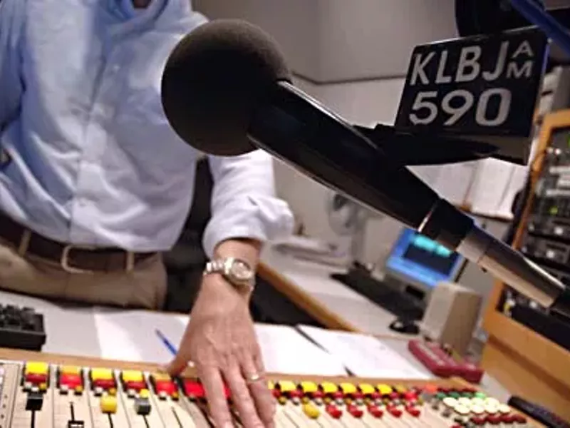 Image: Best AM Radio Station