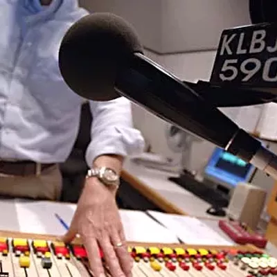 Image: Best AM Radio Station