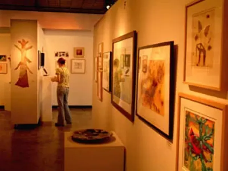 Image: Best Art Gallery