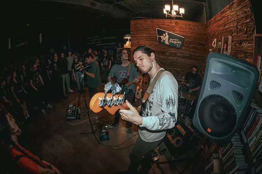 Figgy performs at Alienated Majesty