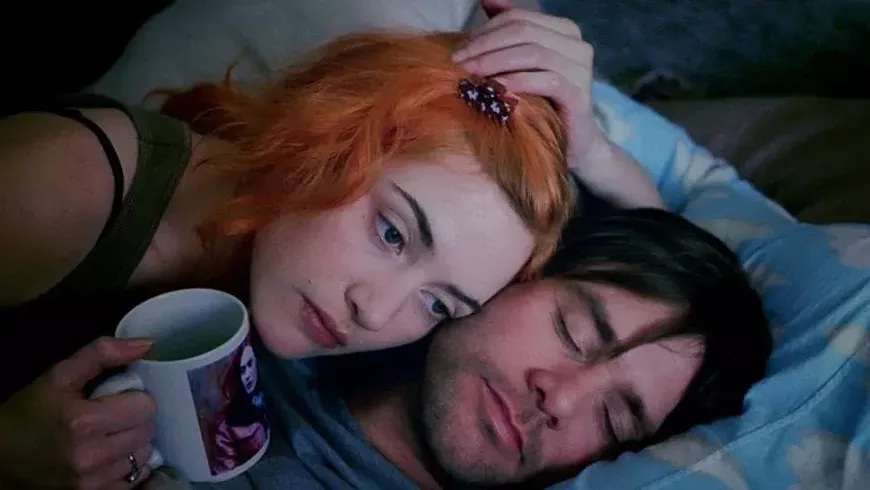 35._eternal-sunshine-of-the-spotless-mind-still.webp