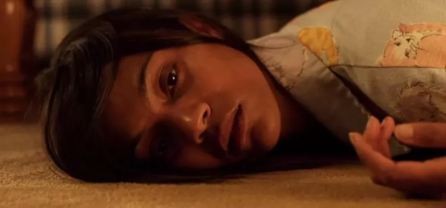 42._burning_palms_film_still.webp