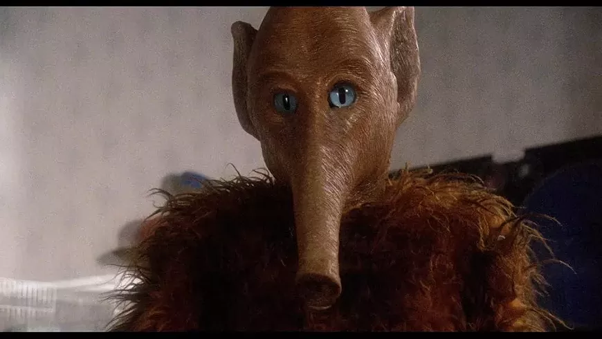 43._extra_terrestrial_visitors_film_still.webp
