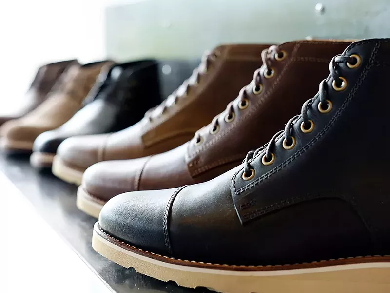 Image: Fanciest Way to Enclose Your Manly Feet