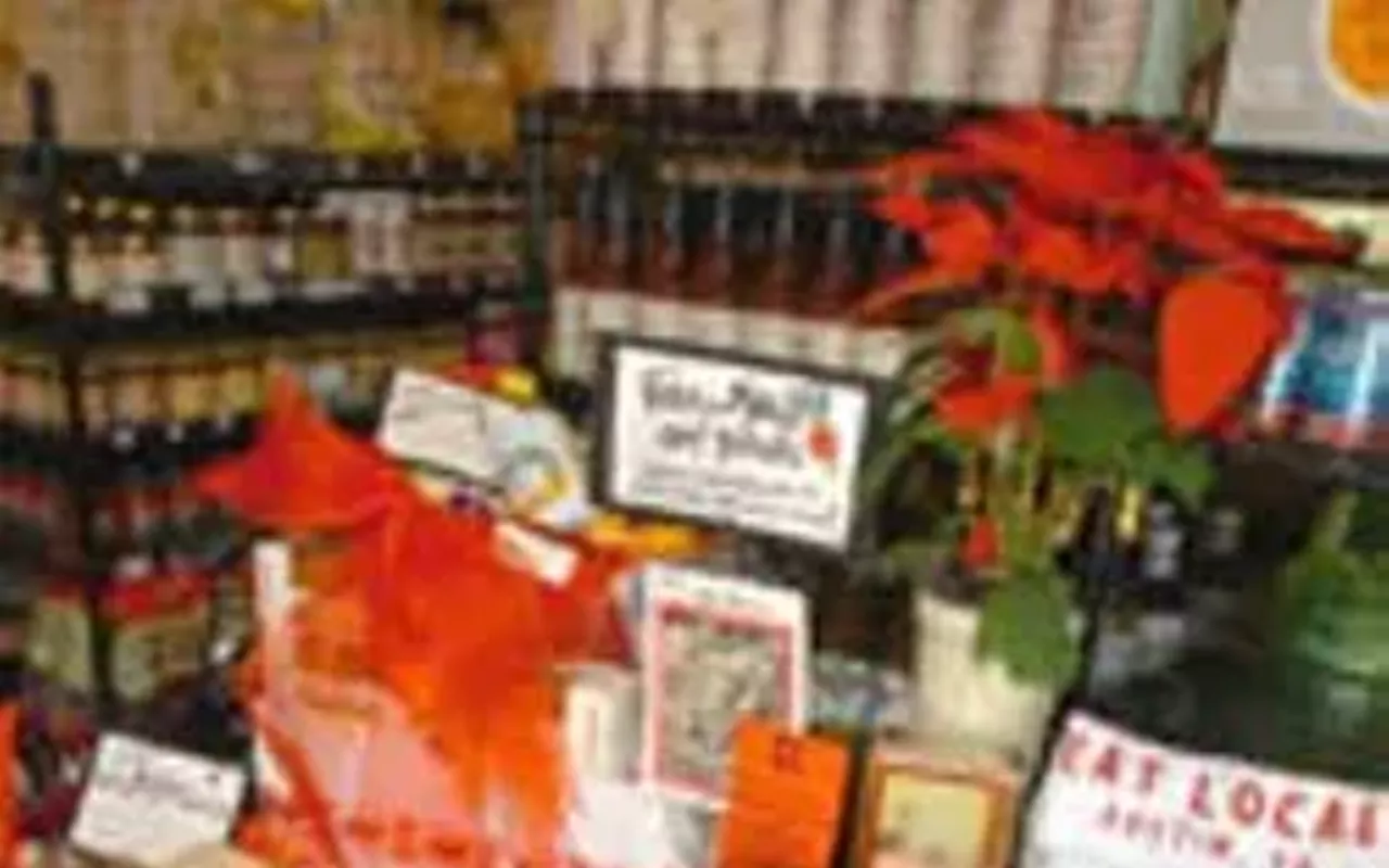 Image: Farm to Market Grocery