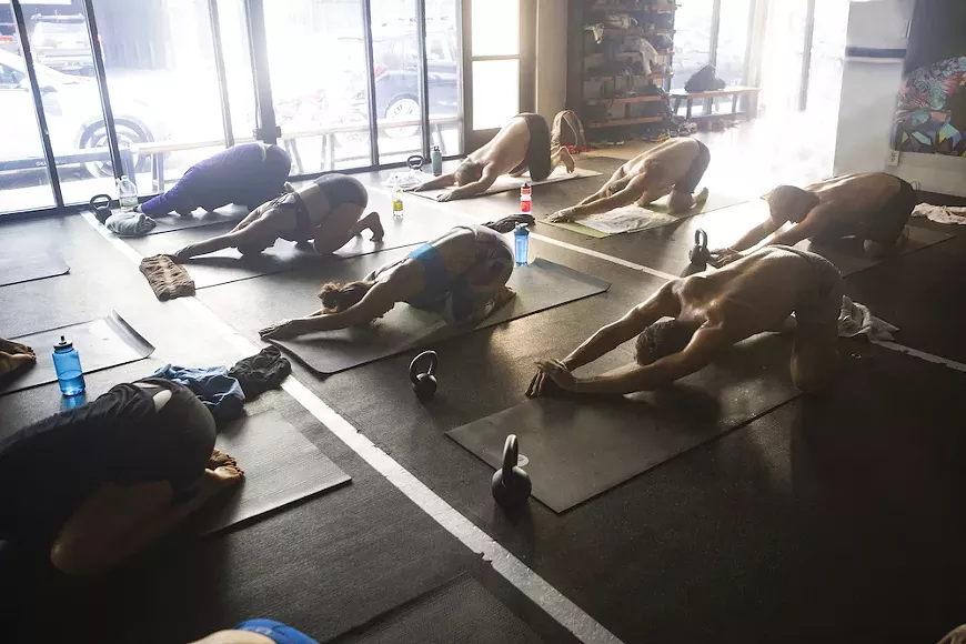 mon-free.day.of.yoga-jb.webp