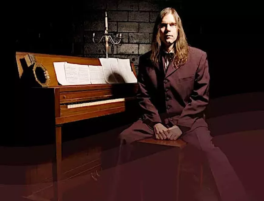 grahamreynolds-20221004-social-1920x1080-notext-80.webp