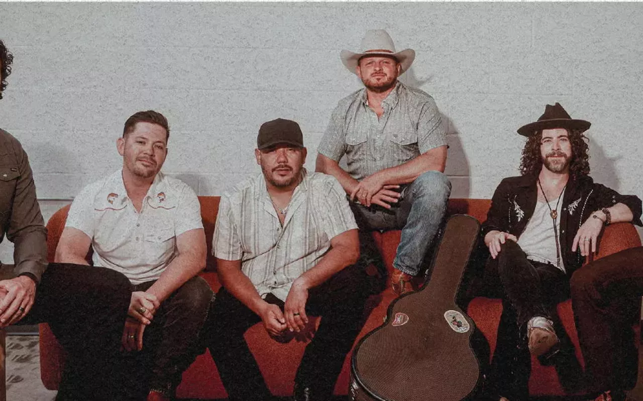Image: Josh Abbott Band at Haute Spot