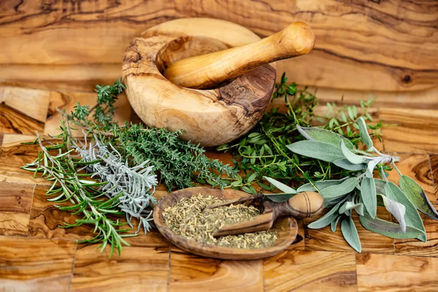 44._kitchen_witchery_getty_images.webp