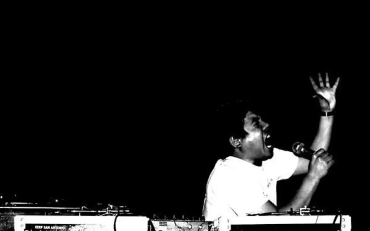 Image: Kno-Diggity with DJ Jester the Filipino Fist