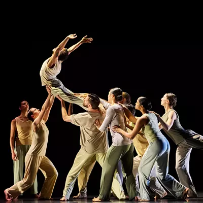 Image: Lim&oacute;n Dance Company