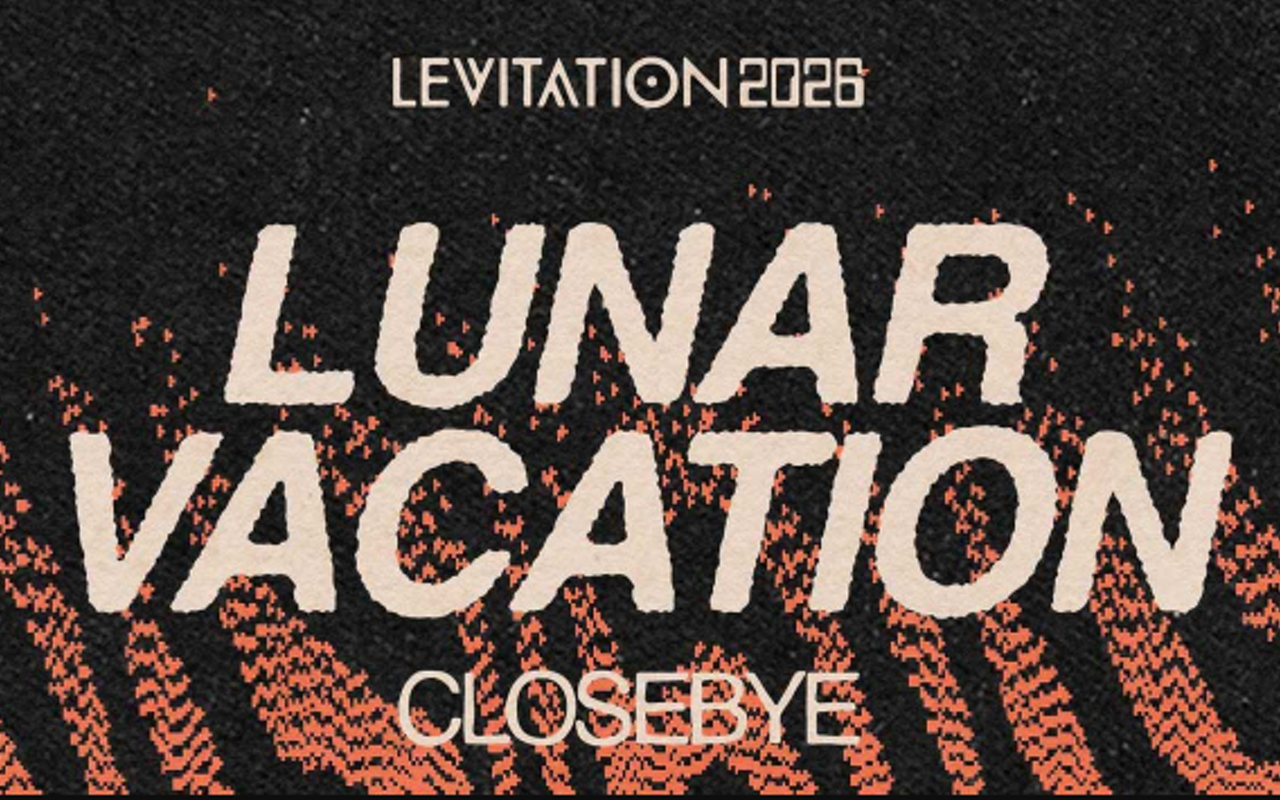 Image: LUNAR VACATION &bull; CLOSEBYE