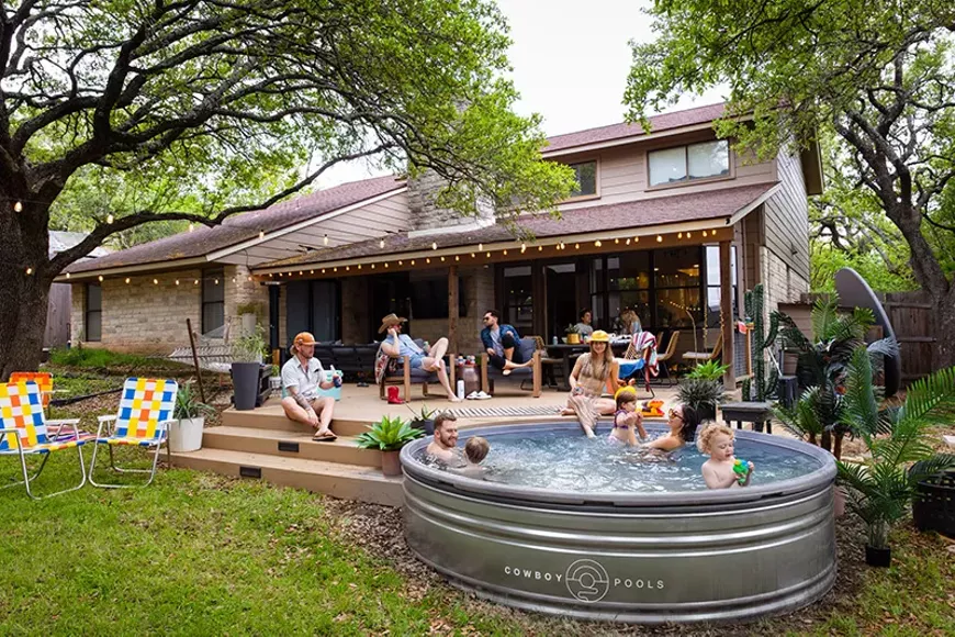 SERVICE_CowboyPools_Photo-by-_BrittanyNOFOMO.jpg