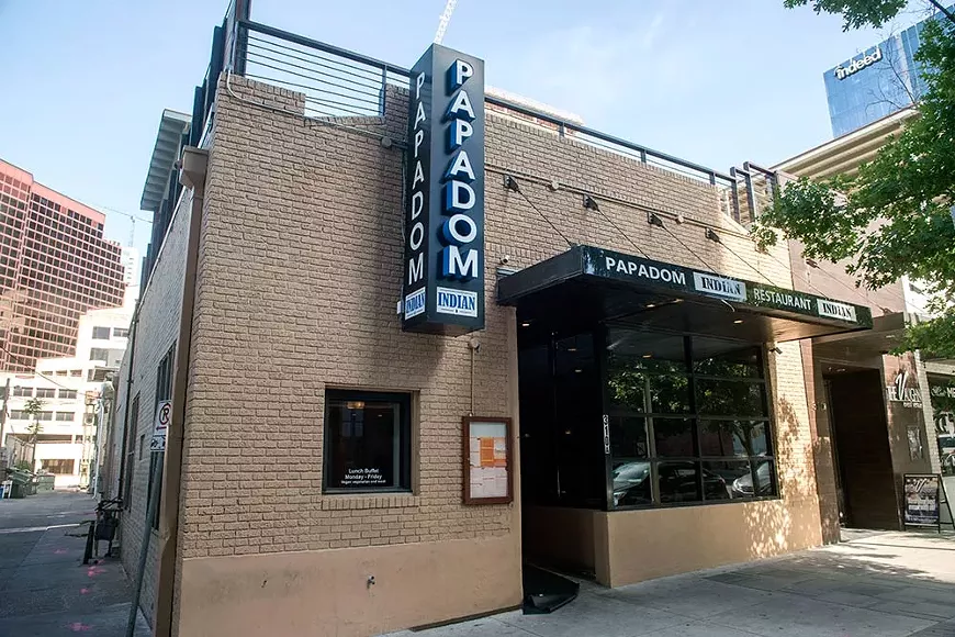 food_papadom1-2.webp