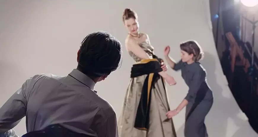 15._phantom_thread_film_still.webp