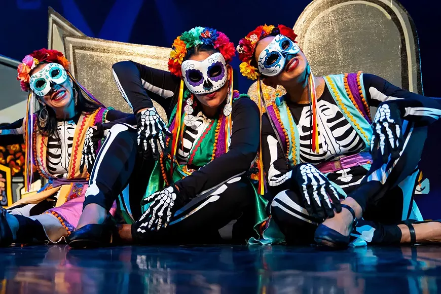 31._sugar_skull__courtesy_of_paramount_theatre.webp