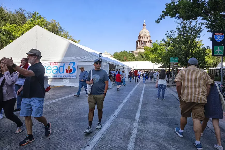 sat-texas.book.fest-jb.webp