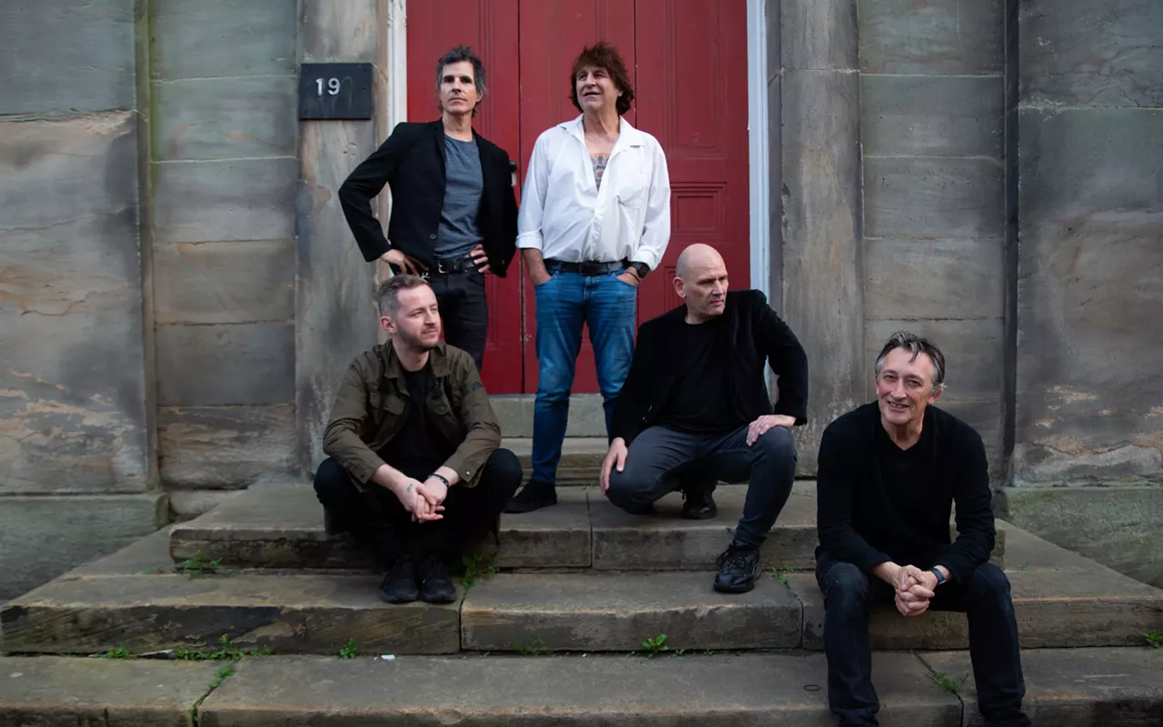 Image: The Chameleons, the Veldt [outside]