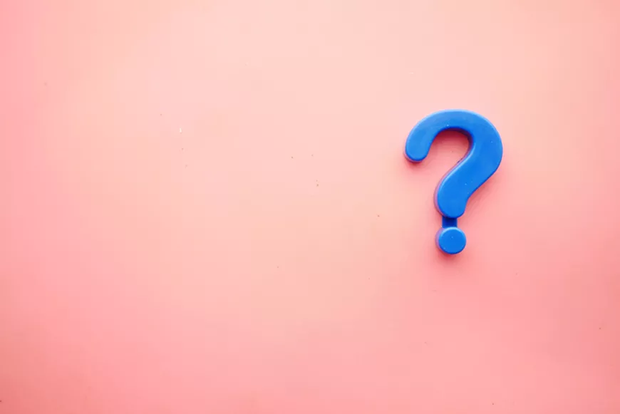 22._trivia_night_photo_by_towfiqu_barbhuiya_via_unsplash.webp