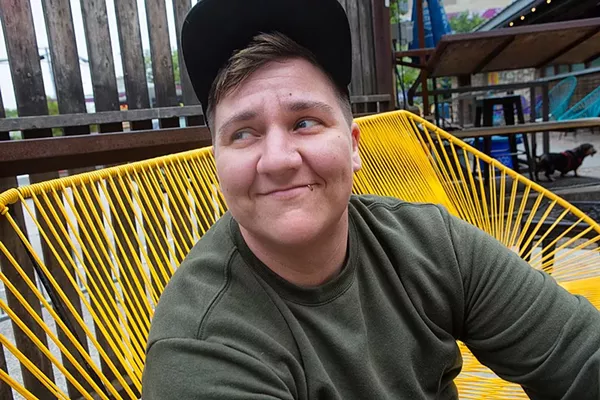 DJ