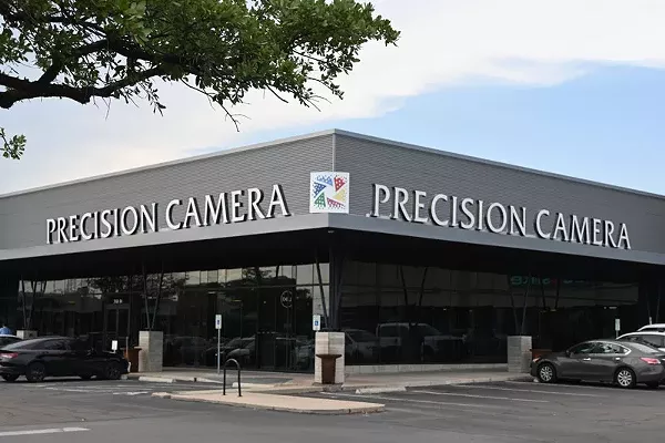 Electronics Store