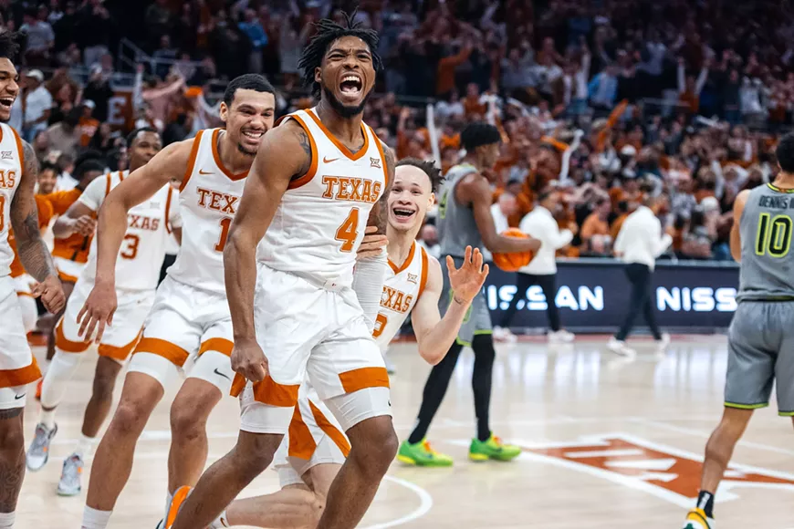 17.utbasketball2-2.webp