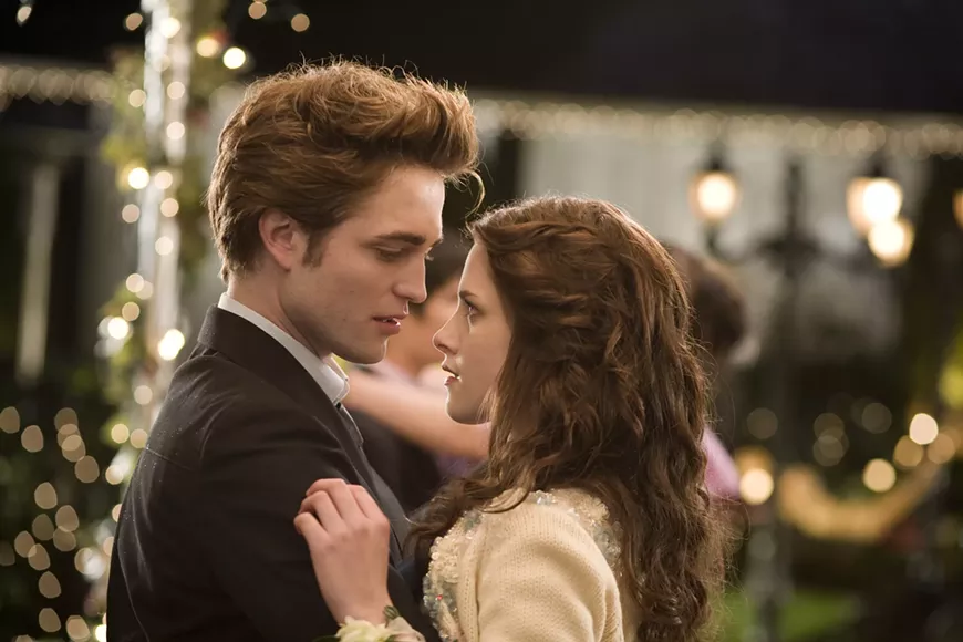 27._twilight_film_still.webp