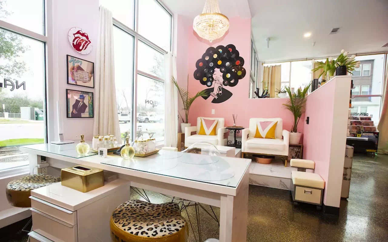 Image: VINYL Beauty Bar