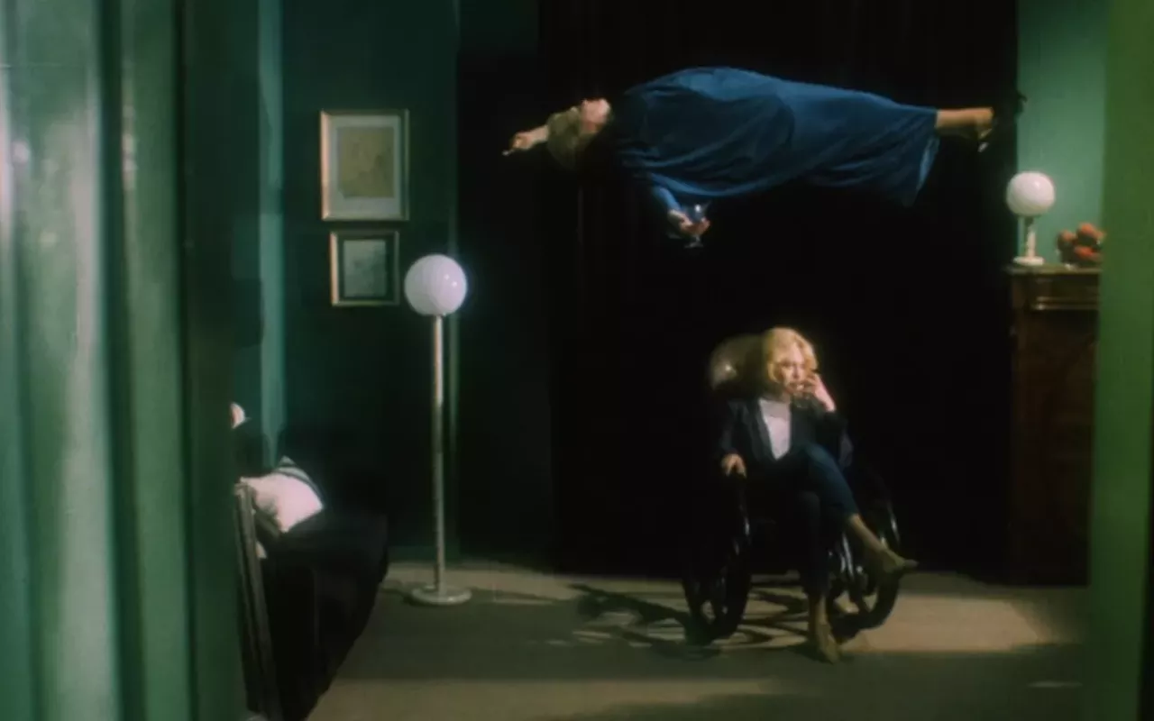 Image: We Luv Video Clerks Presents: I Like Bats (1986)