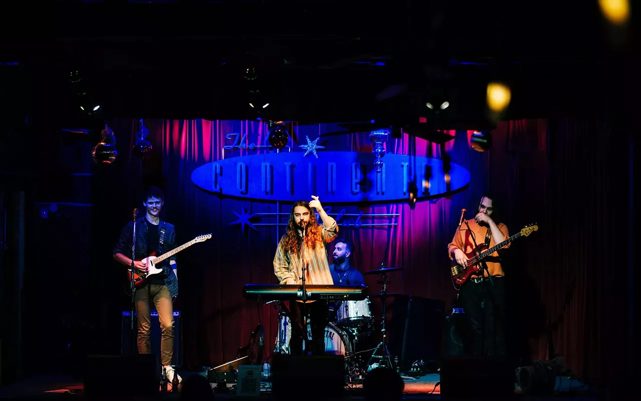 Image: Wrongbird (performance & record signing)
